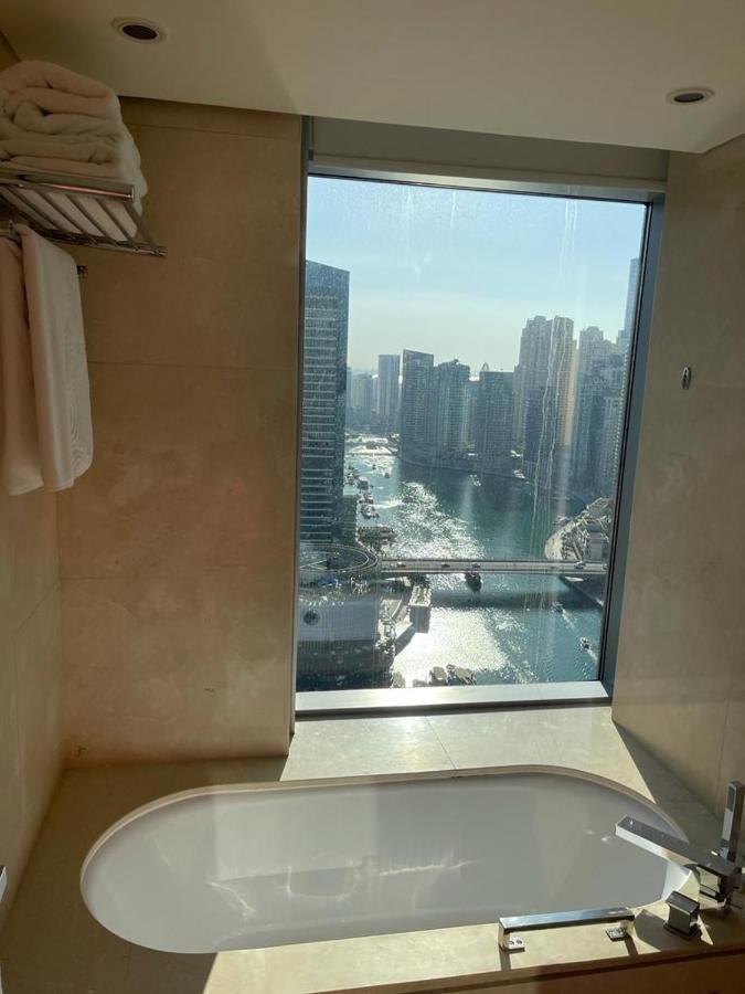 Jw Marriott Hotel Marina Residence Dubái Exterior foto